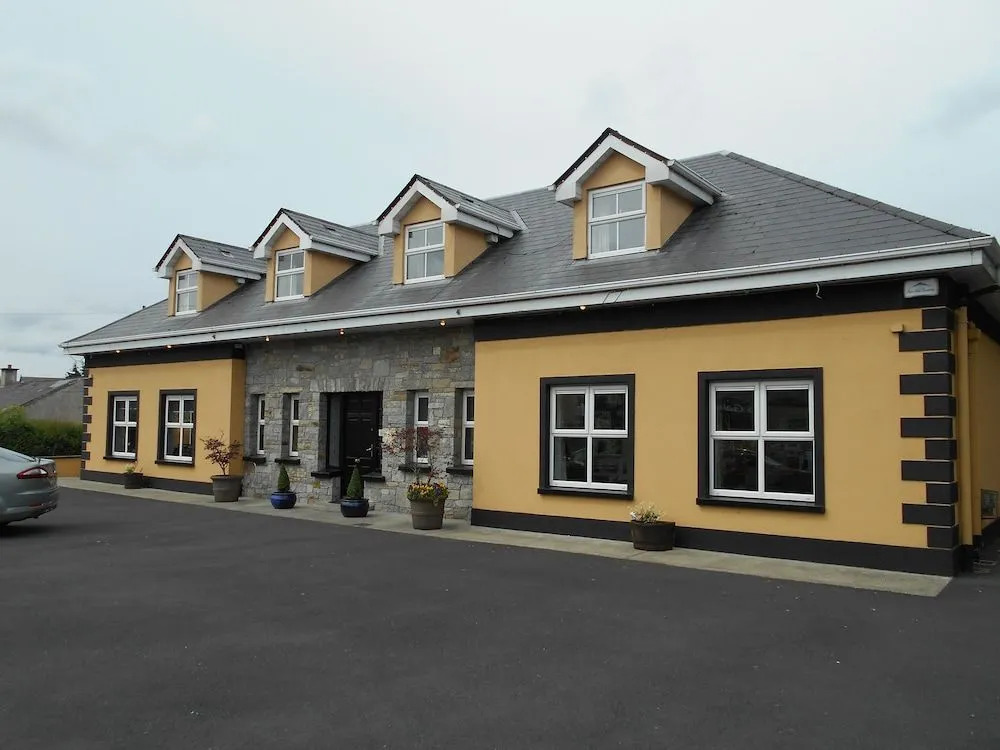 Carragh House