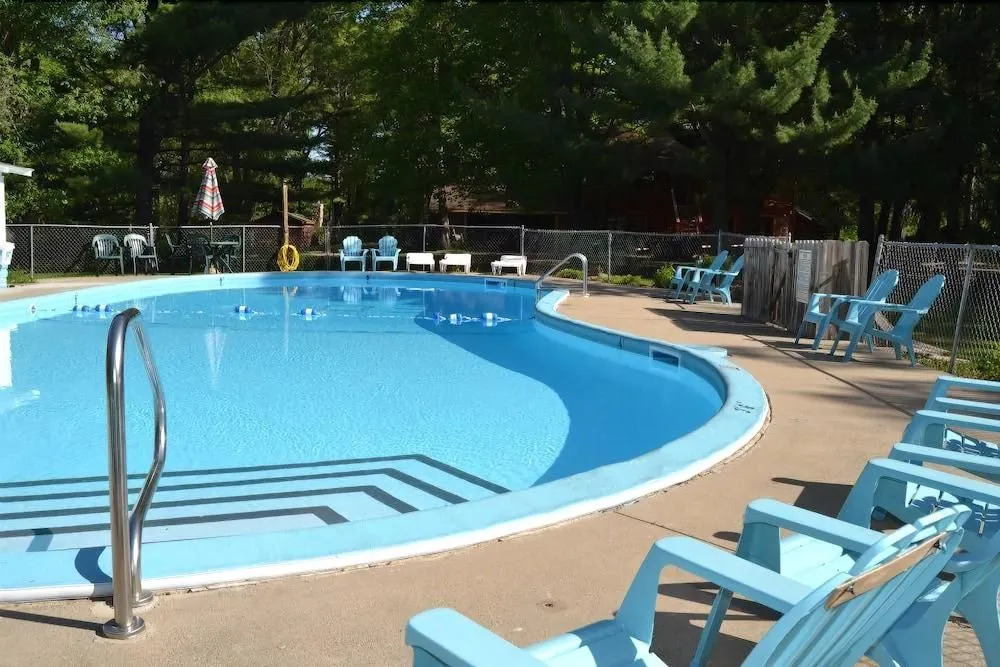 Birchcliff Resort