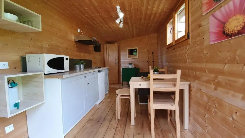 Camping Les Vernieres La Bourboule Sancy