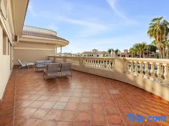 Luxury 5BR plus Maid Private Villa with Direct Beach Access