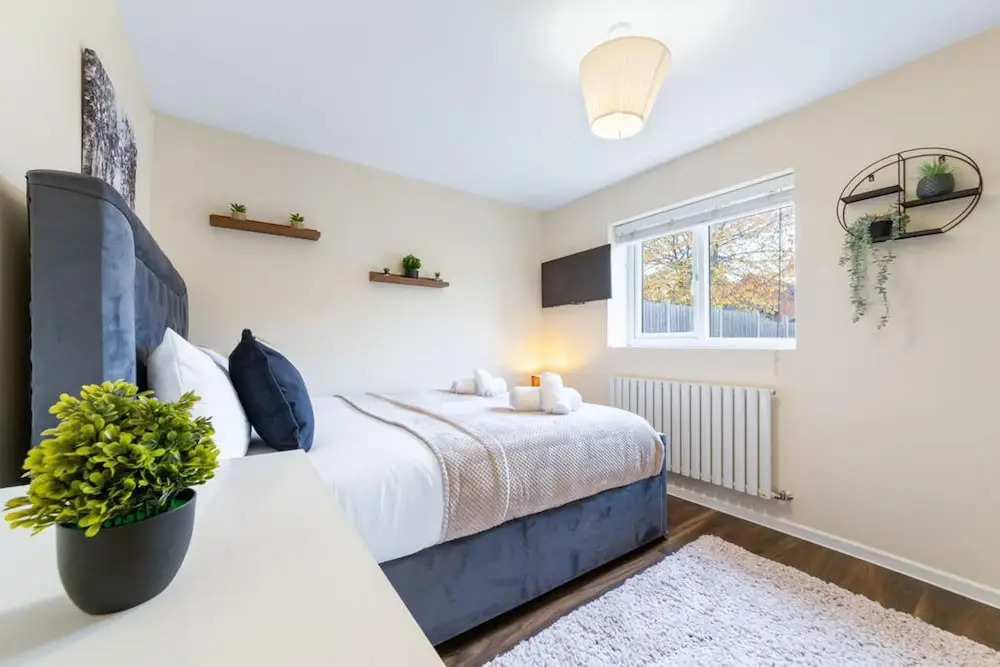 Stunning Double Bed Room In Isleworth TW7
