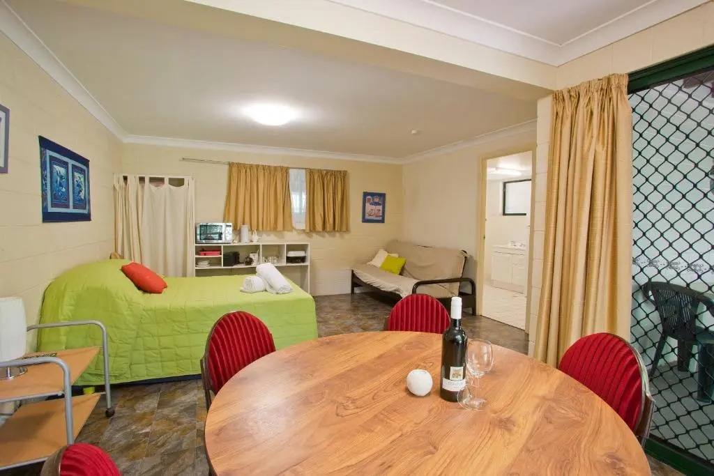 Merindah • Pet-Friendly • Central 4BDR for 10