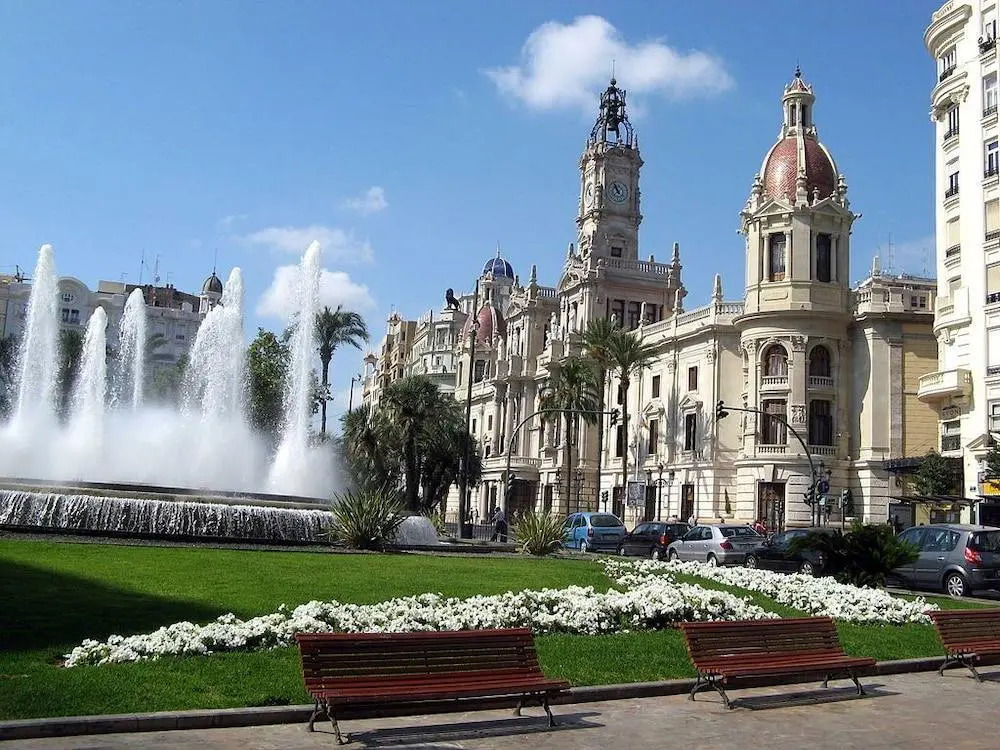 PLAZA VIEW
