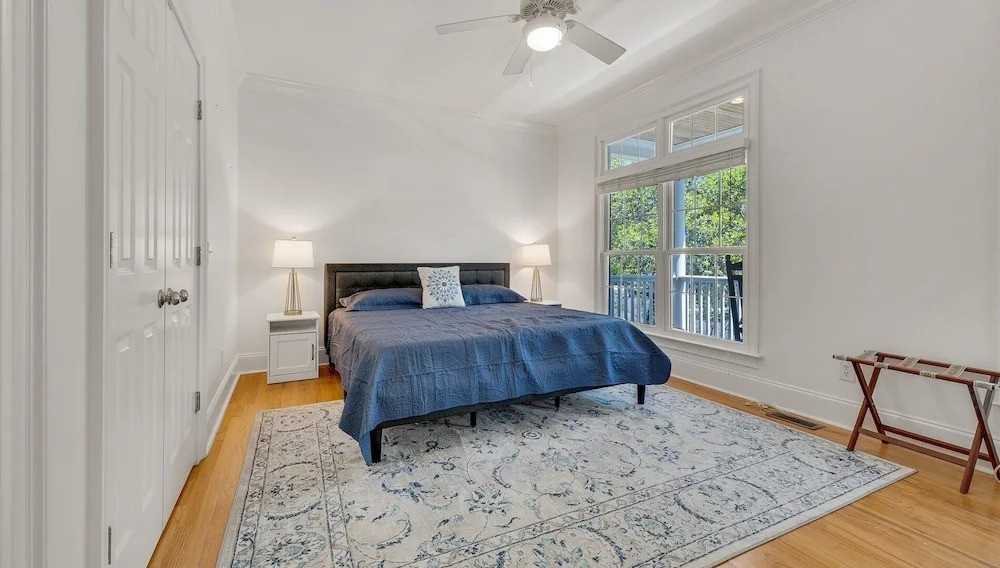 Tranquil Beach House Conveniently Located Near The Ocean Beach Retreat 5 Bedroom Home by Peace Vacations