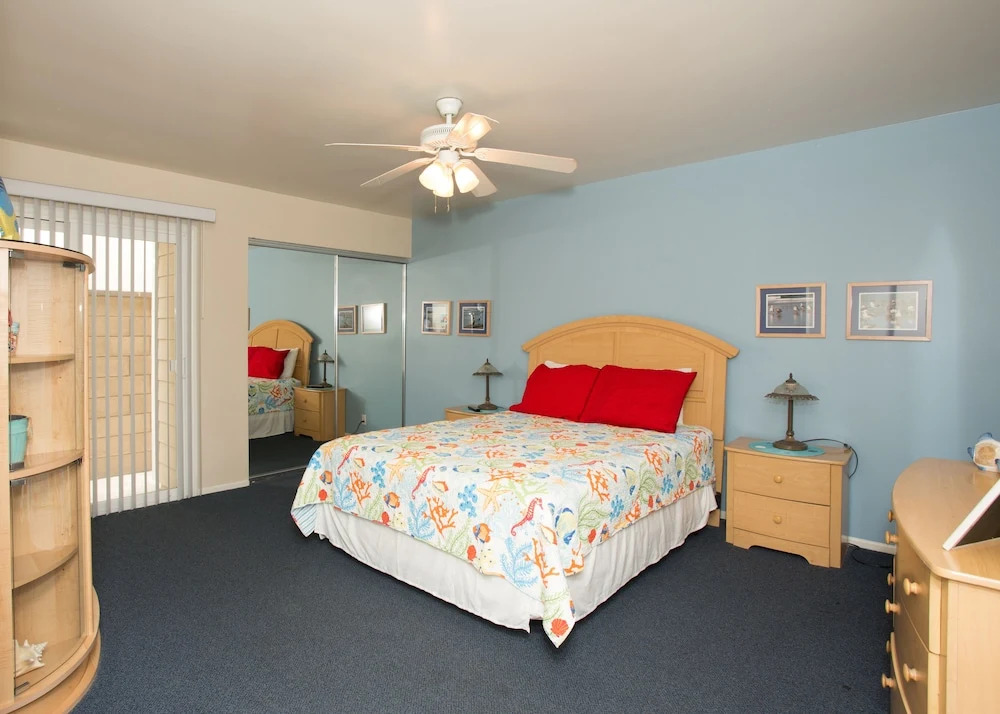 5408 Seashore A 68111 by RedAwning
