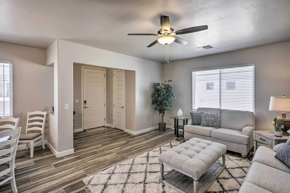 Idyllic Kingman Retreat With Yard - Near Hiking
