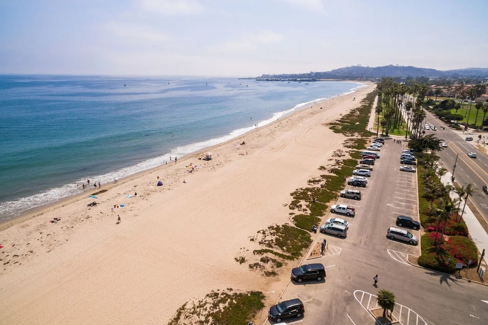 427 Santa Barbara (1655-159019) - 1 Br Hotel Room