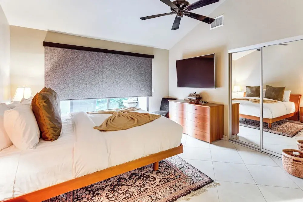 Patio + Resort Amenities: Palm Desert Escape