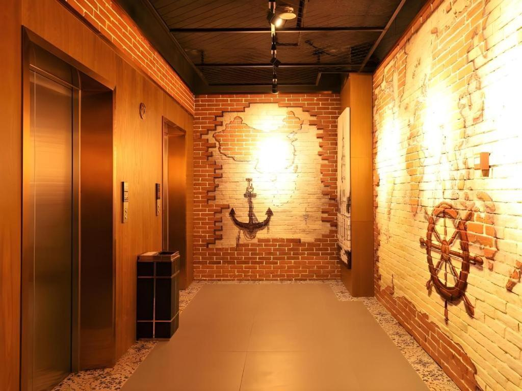 James Joyce Coffetel Chengdu Longquan Dongfang Huada Plaza
