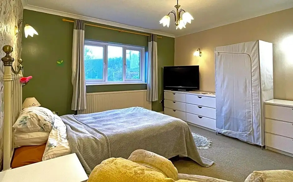 Maesyfelin Isaf B&B
