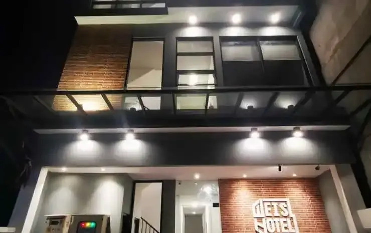 Weis Hotel Simpang Lima Semarang