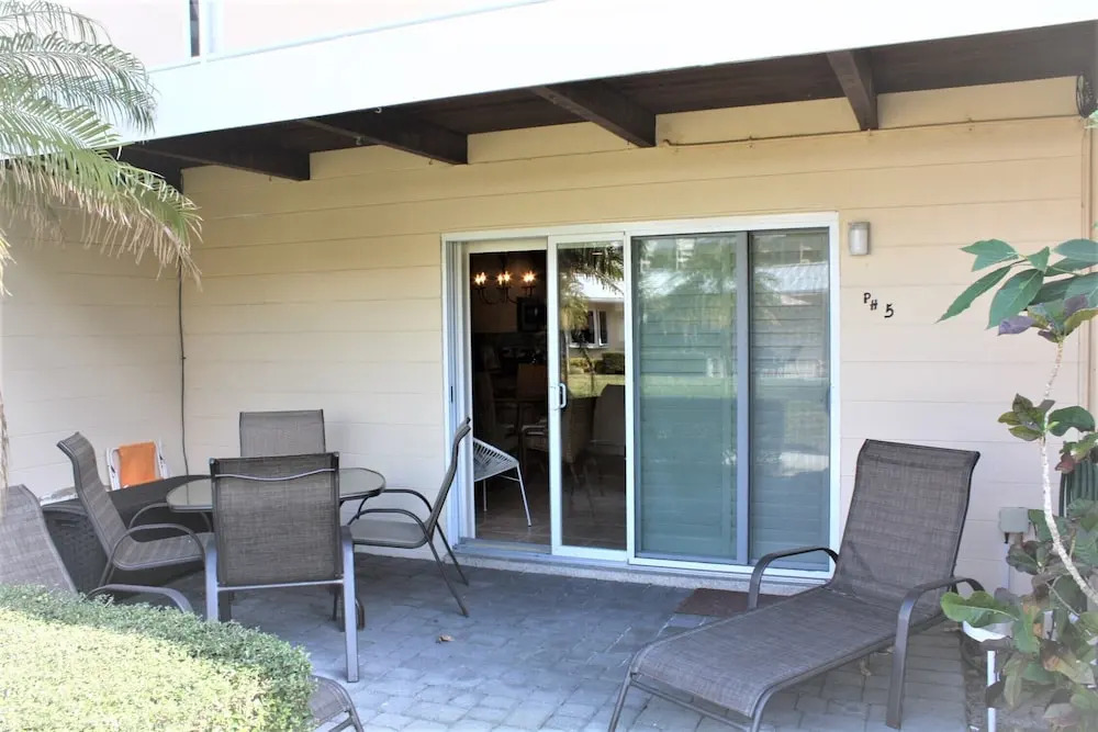 Jamaica Royale PH5 - 2 Br Townhouse