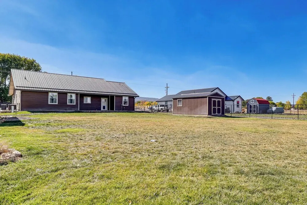 Hike & Ski! Home w/ Dog-friendly Yard in Eagar
