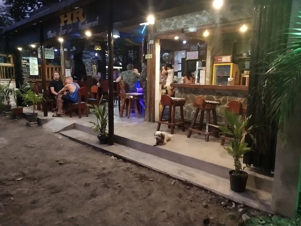 Hrj Hotel