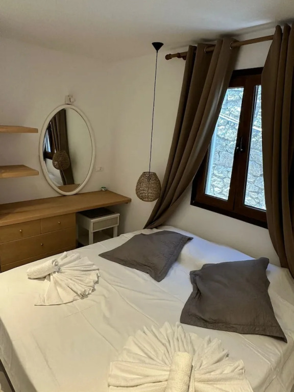 ENE'S Mykonos