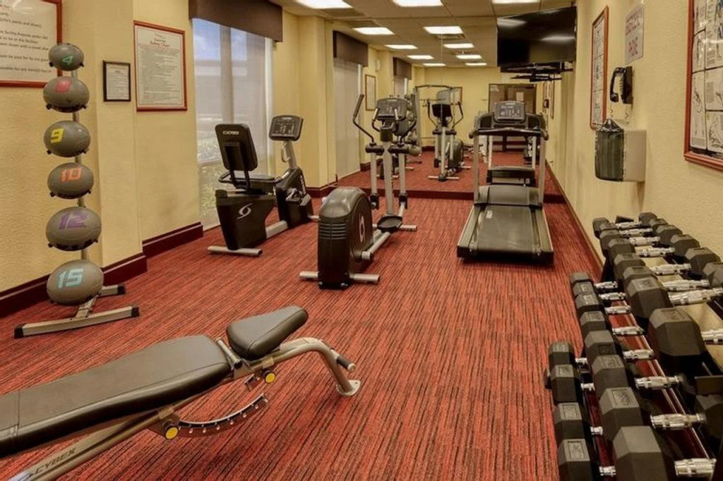 MCM Elegante Hotel and Suites – Dallas
