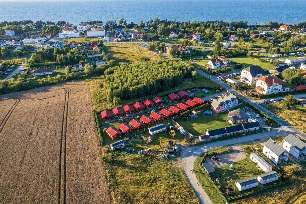 Holiday Cottages, hot tub and Sauna Included