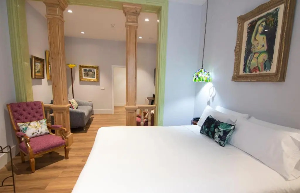 Hotel Oleum - Parking Gratuito bajo disponibilidad y reserva previa