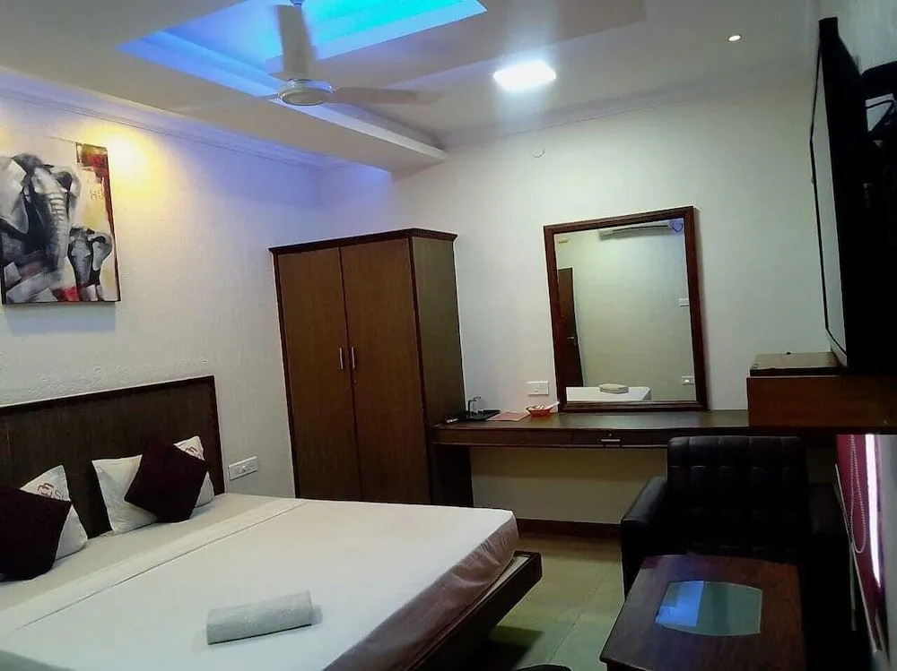 SS Hotels