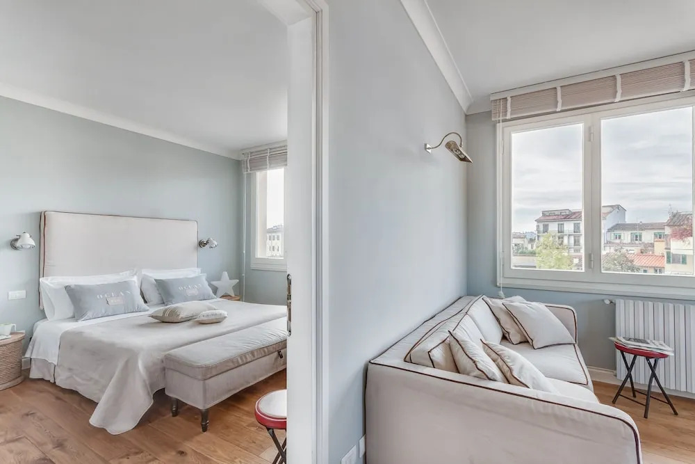Lovely Apartment in Florence for 6 - Three Bedroom Apartment, Sleeps 6