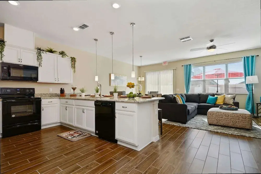 Resort-style 4BR Home Gated Community Near Disney