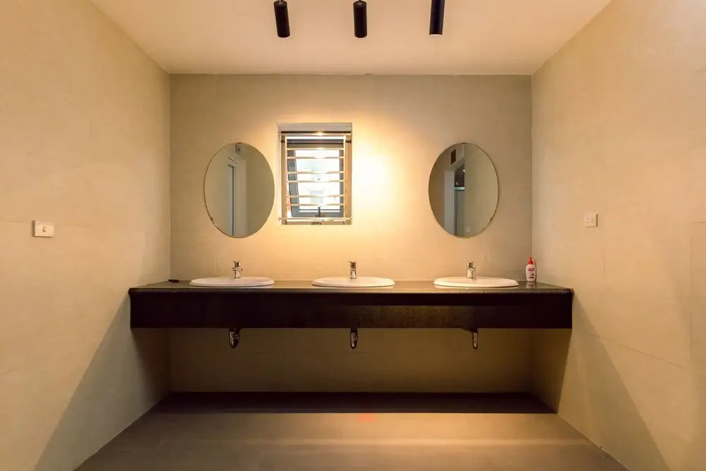SPOT ON 876 Trang An Happy Hotel