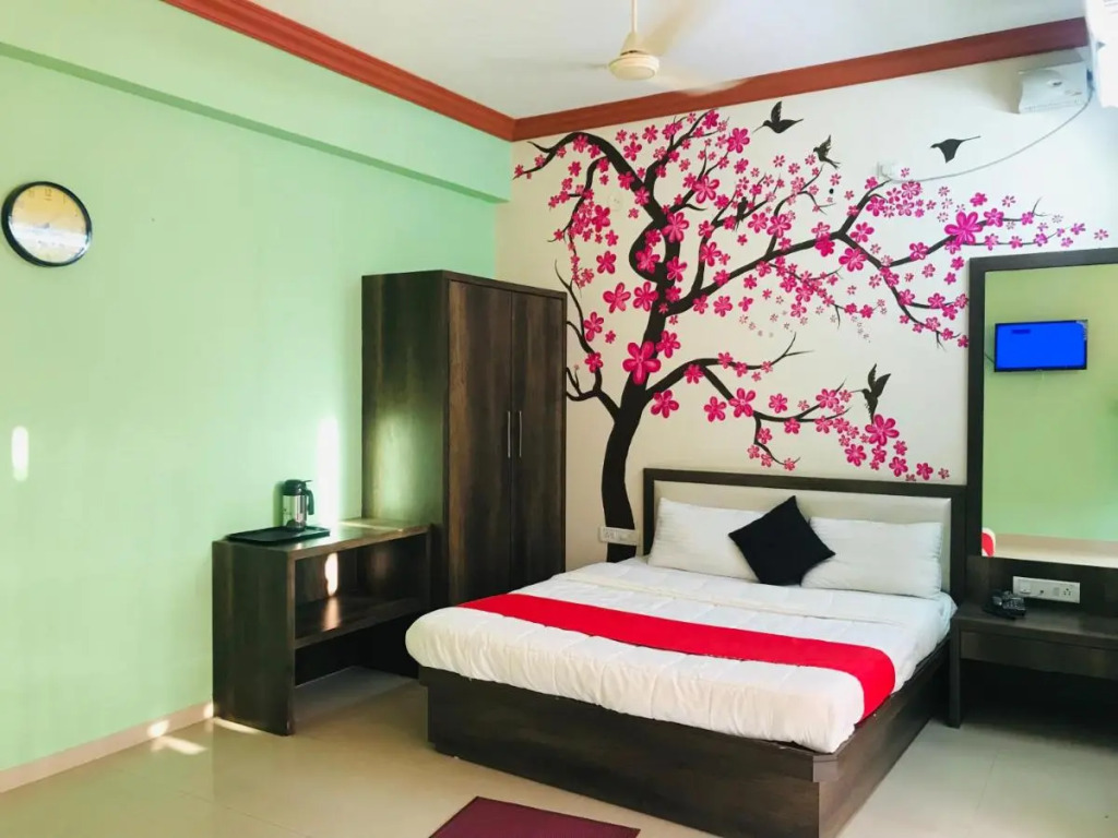 OYO 26603 Hotel Prakash International