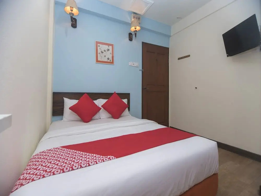 OYO 1149 Feringghi Hotel