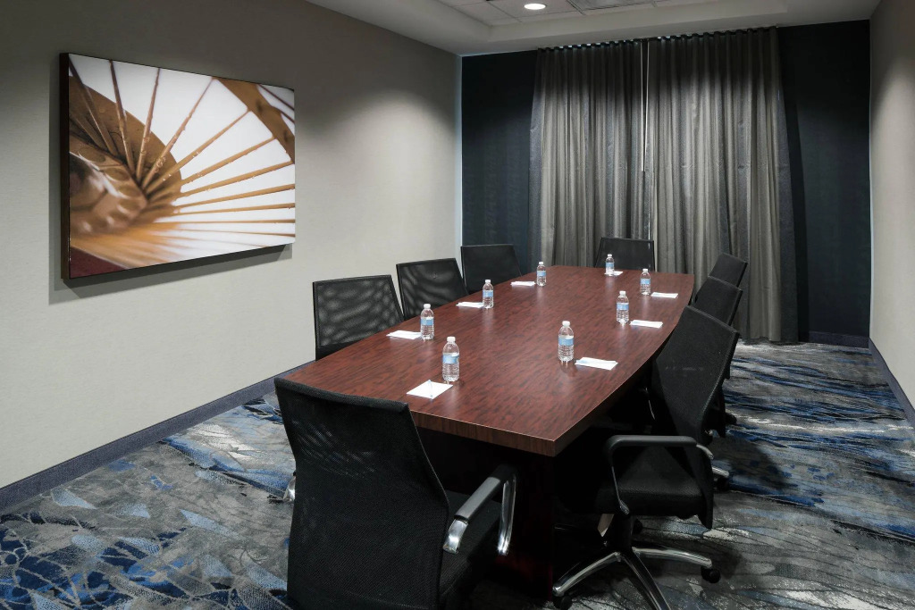 Fairfield by Marriott Inn & Suites Orlando at SeaWorld