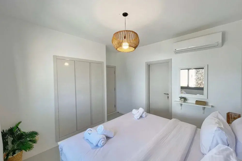 Xuru Stays I Charming & Beautifully Styled 3bdr @ Swan Lake Gouna