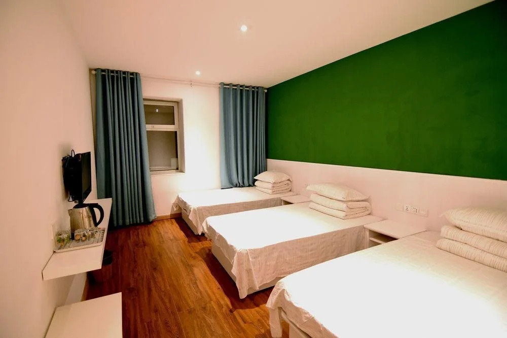 Yijia Youth Hostel