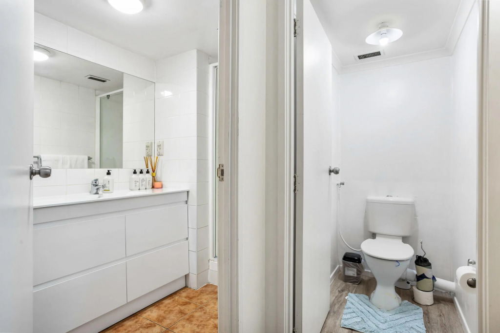 Lovely 2-Bedroom Apartment with Free Parking