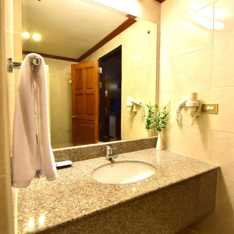 Dynasty Inn Pattaya