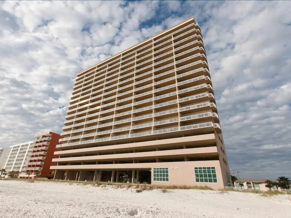 Crystal Shores West 908 - 3 Br condo by RedAwning