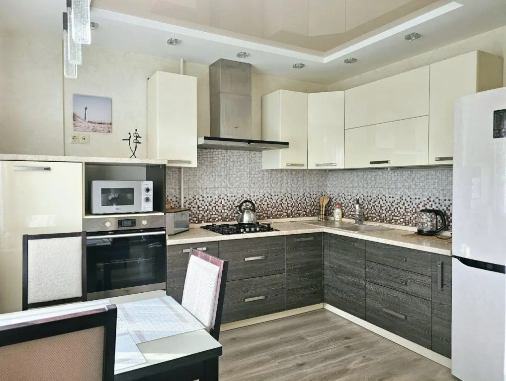 Best Guest House (Бэст Гест Хаус) на улице Симонова