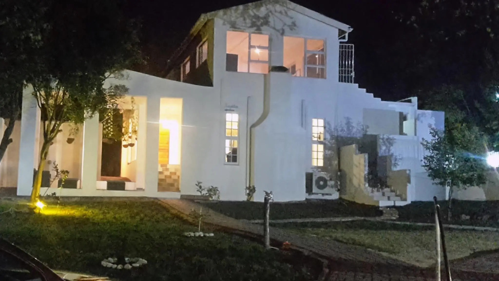 Muco Guest House
