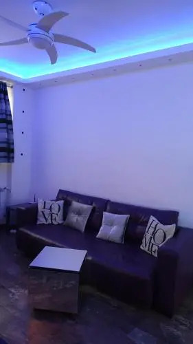 Apartament Neon