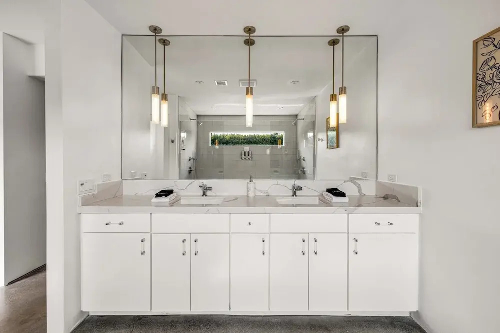 Mid-Century Elegance & Fun in Tahquitz River Estates