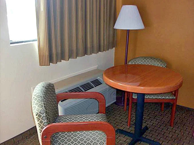 Motel 6 Macon West