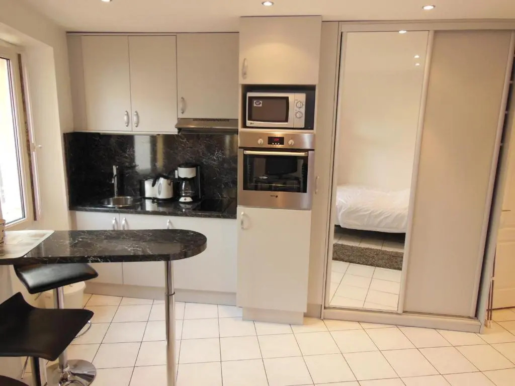 Studio Riouffe 2 mins from the Palais des Festivals and the beach 132