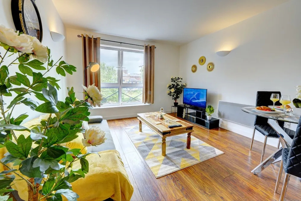 Citycentre - 2Br - Free Parking - Wifi - 2baths