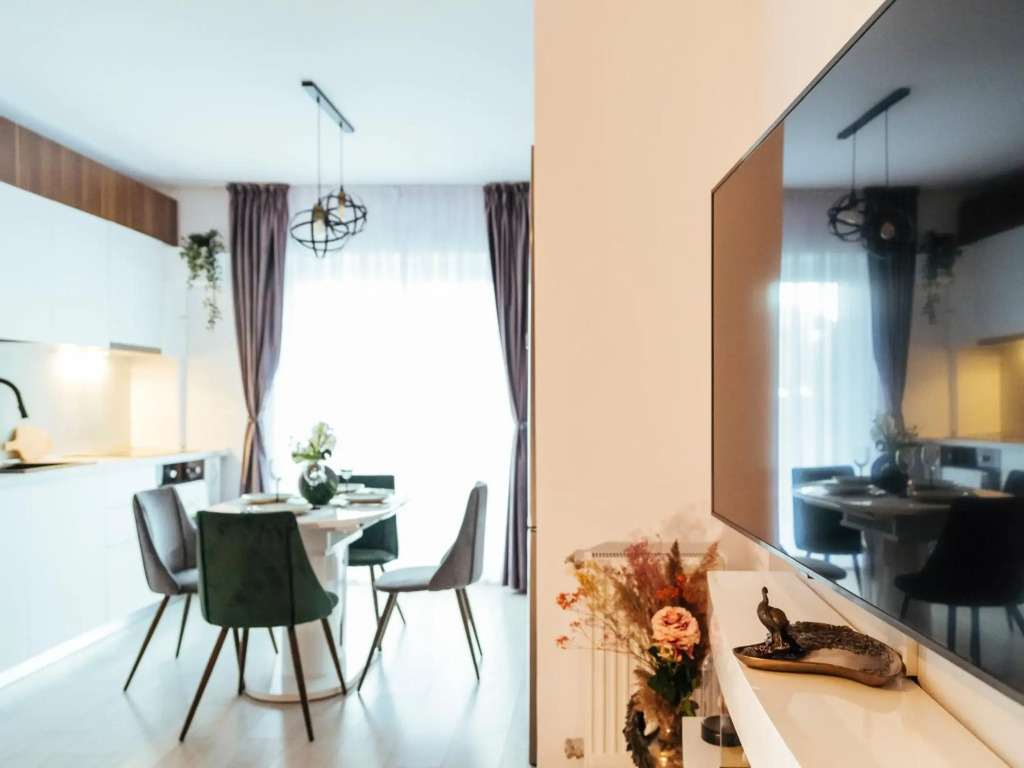 Cozy Special Pallady Apartament with Heated Courtyard