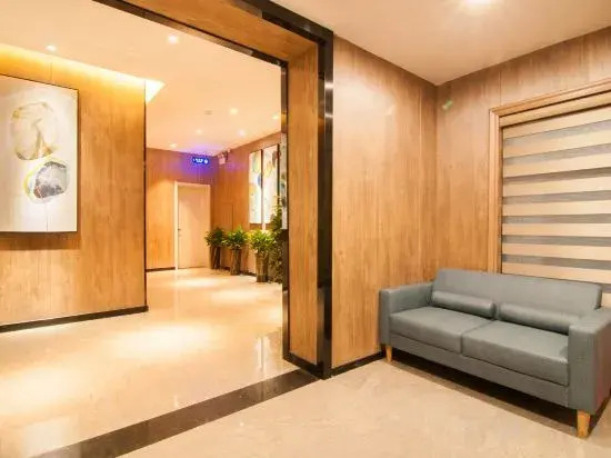 Delicacy and Warm·Gardenia Blossom Hotel (Baicheng University Town Medical College)