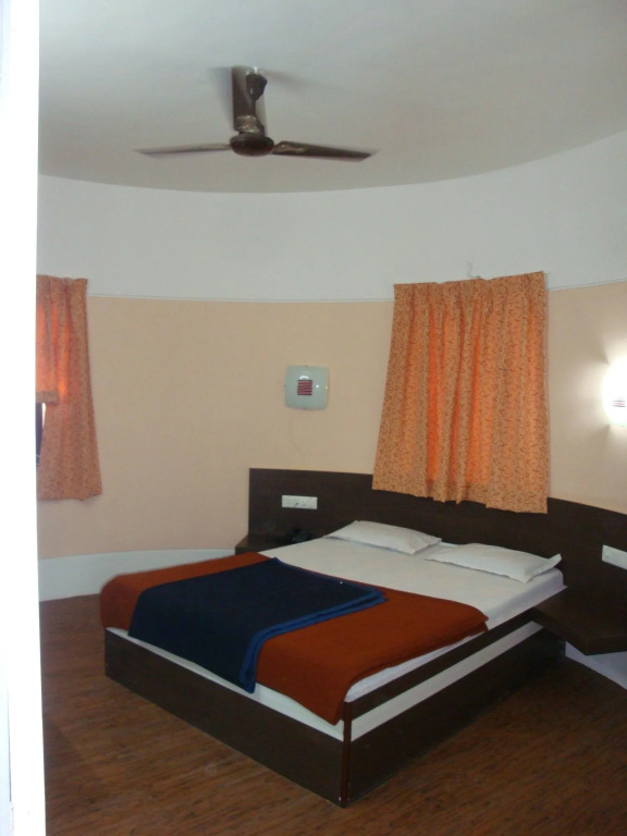 Hotel Tapovan