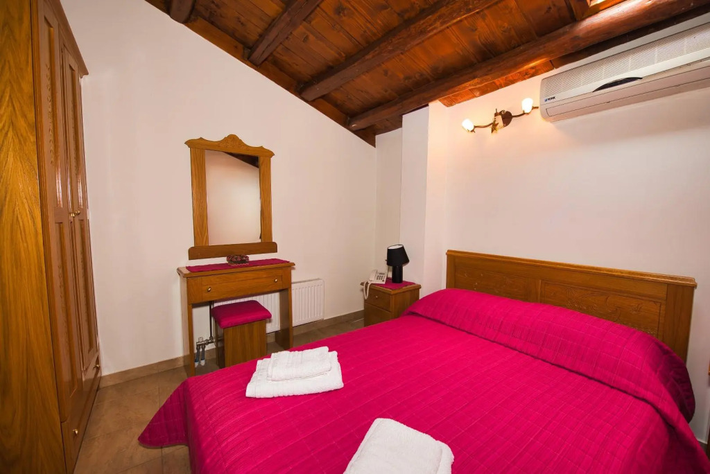 Anemoessa Traditional Village Hotel
