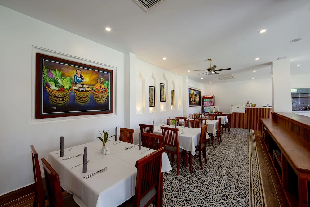 Two Seasons Siem Reap Hotel