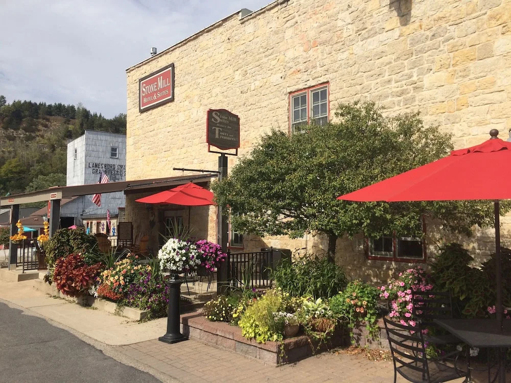 Stone Mill Hotel & Suites