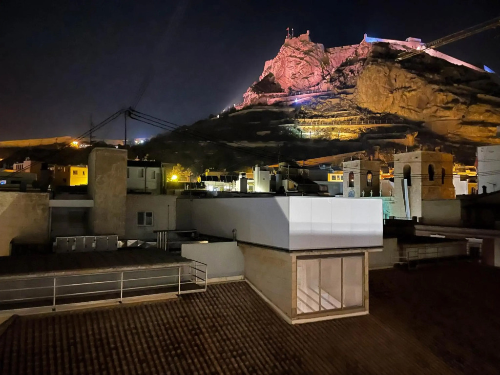 La Terraza. Vistas Al Castillo A 1 Min. De La Playa