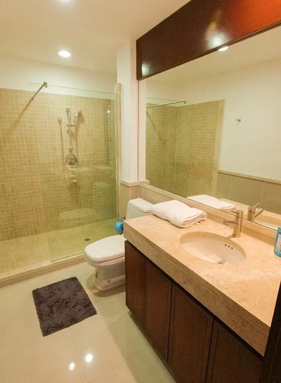 MAGNIFICO DUPLEX a 1 calle de la 5ta av