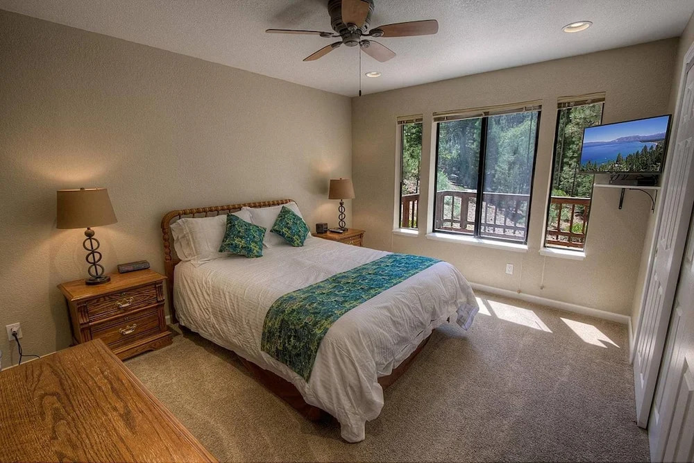 Tahoe Bonoff Venture by Lake Tahoe Accommodations